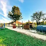 Linetta Vendeghaz * Gyomaendrőd